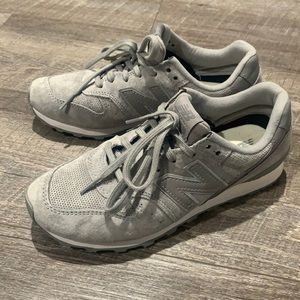 New balance gray 696 shoe